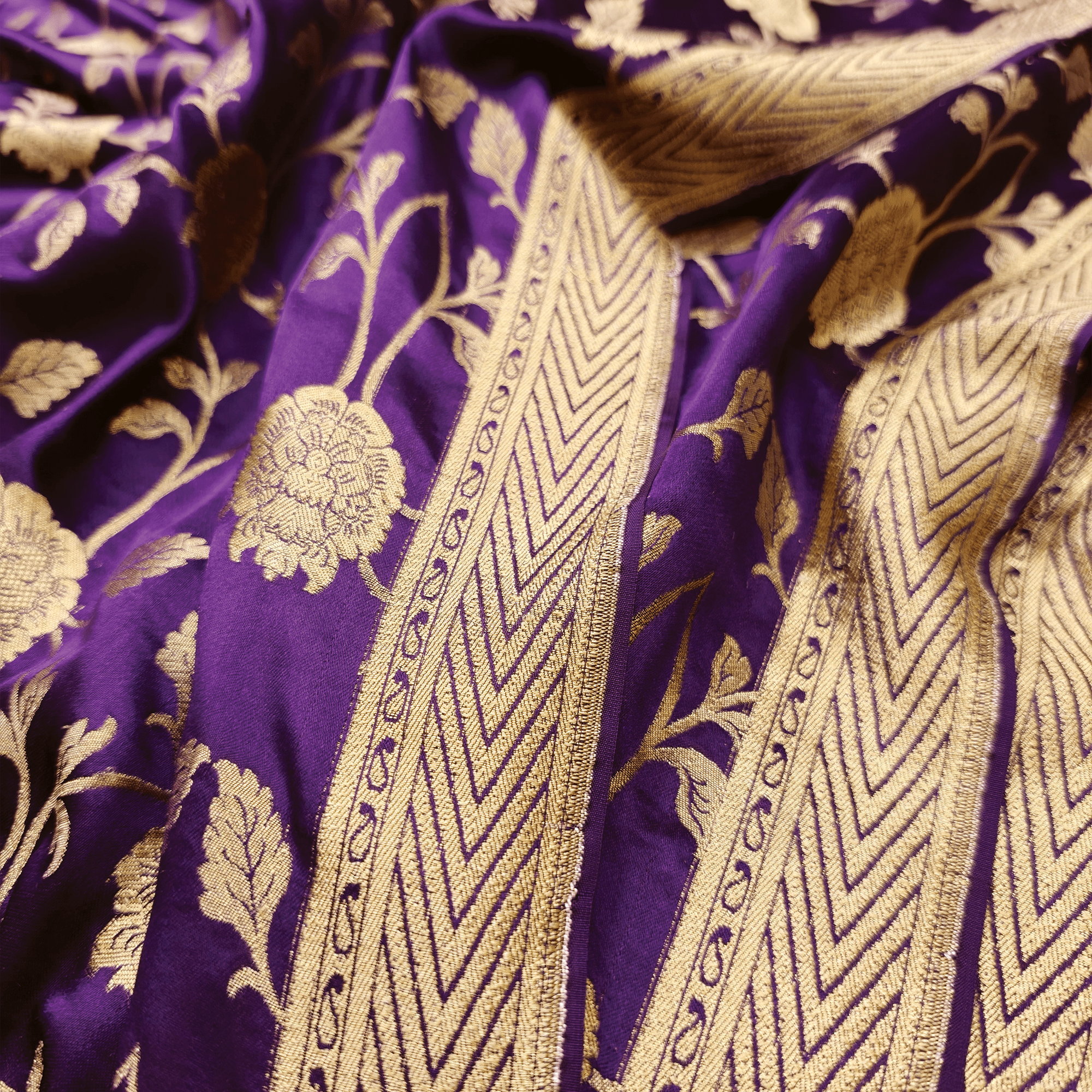 Lams-e-Noor – Pure Katan Satin Silk Floral Jaal Fabric - Zahra Maham