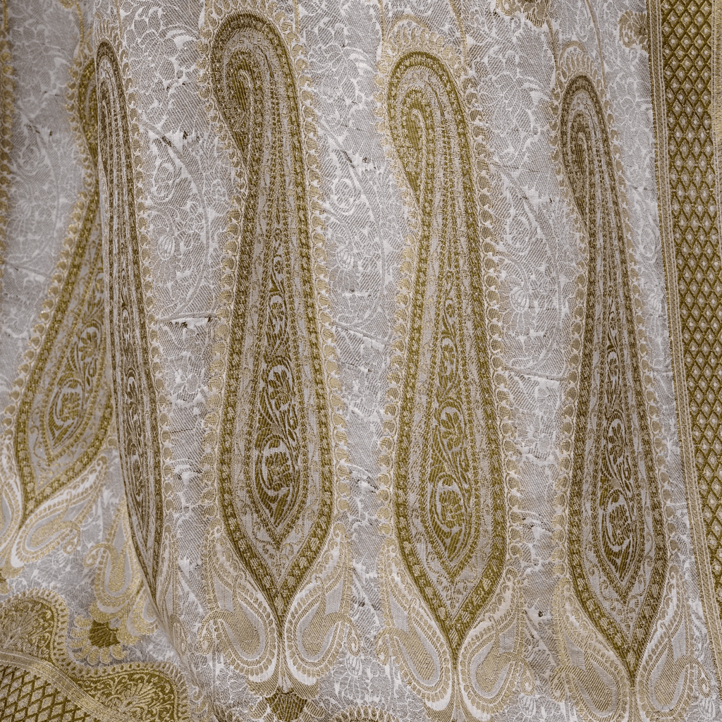 Libaas-e-Raunaq – Pure Atlas Shawl - Zahra Maham