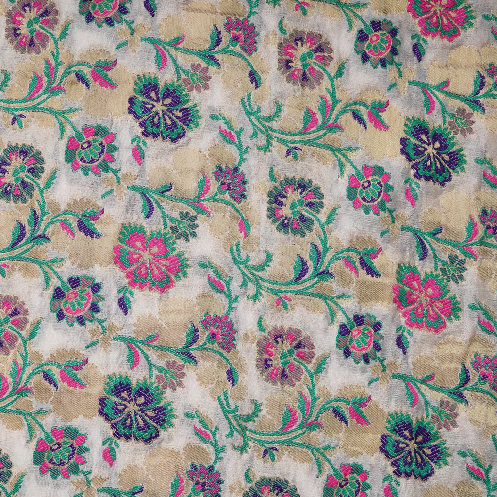 Maqaam Pure Chiffon Floral Jaal Kamkhwab - Zahra Maham