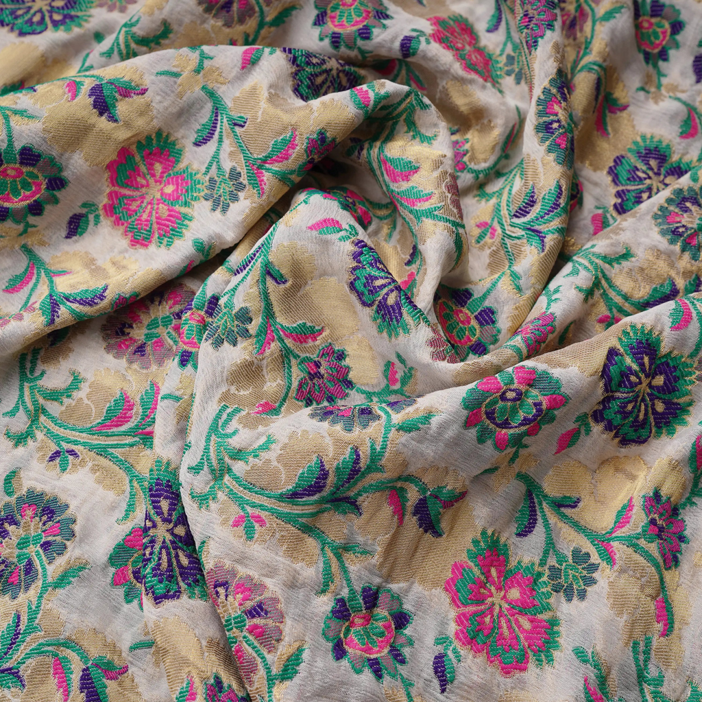 Maqaam Pure Chiffon Floral Jaal Kamkhwab - Zahra Maham