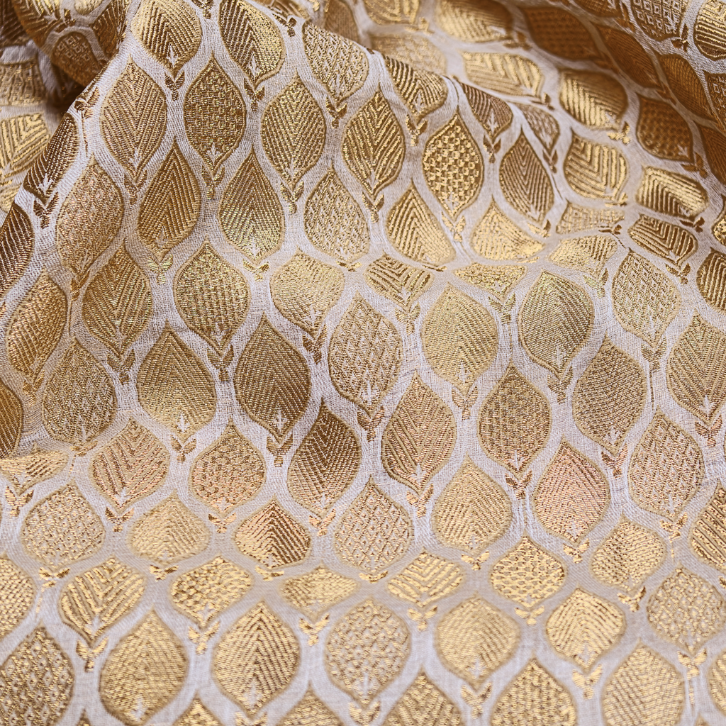 Taj Minara – Pure Katan Silk (Gold)