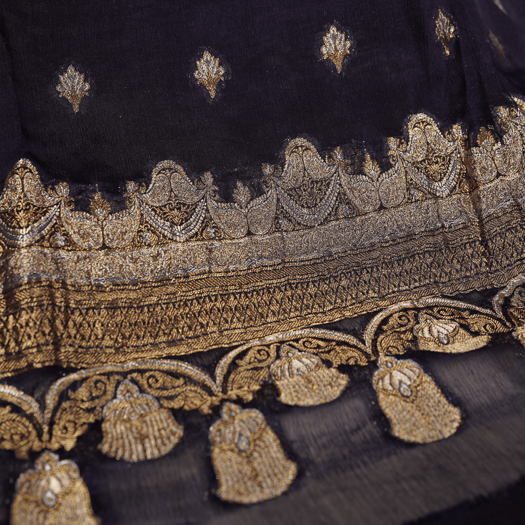 Mehr-e-Kashida – Pure Katan Chiffon Mughal Buti Shawl - Zahra Maham