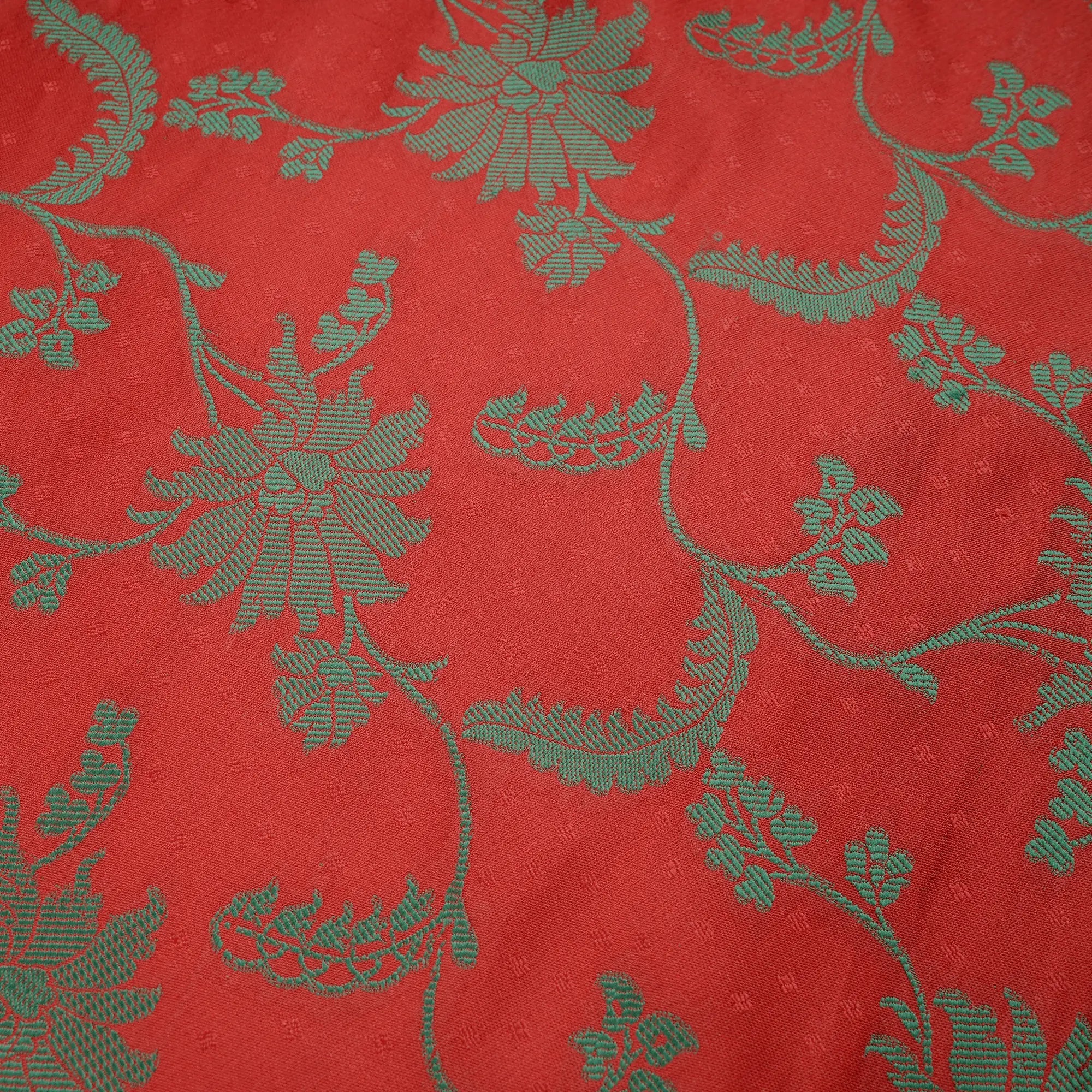 Naqsh-e-Hina – Satin Self Jamawar Jaal - Zahra Maham