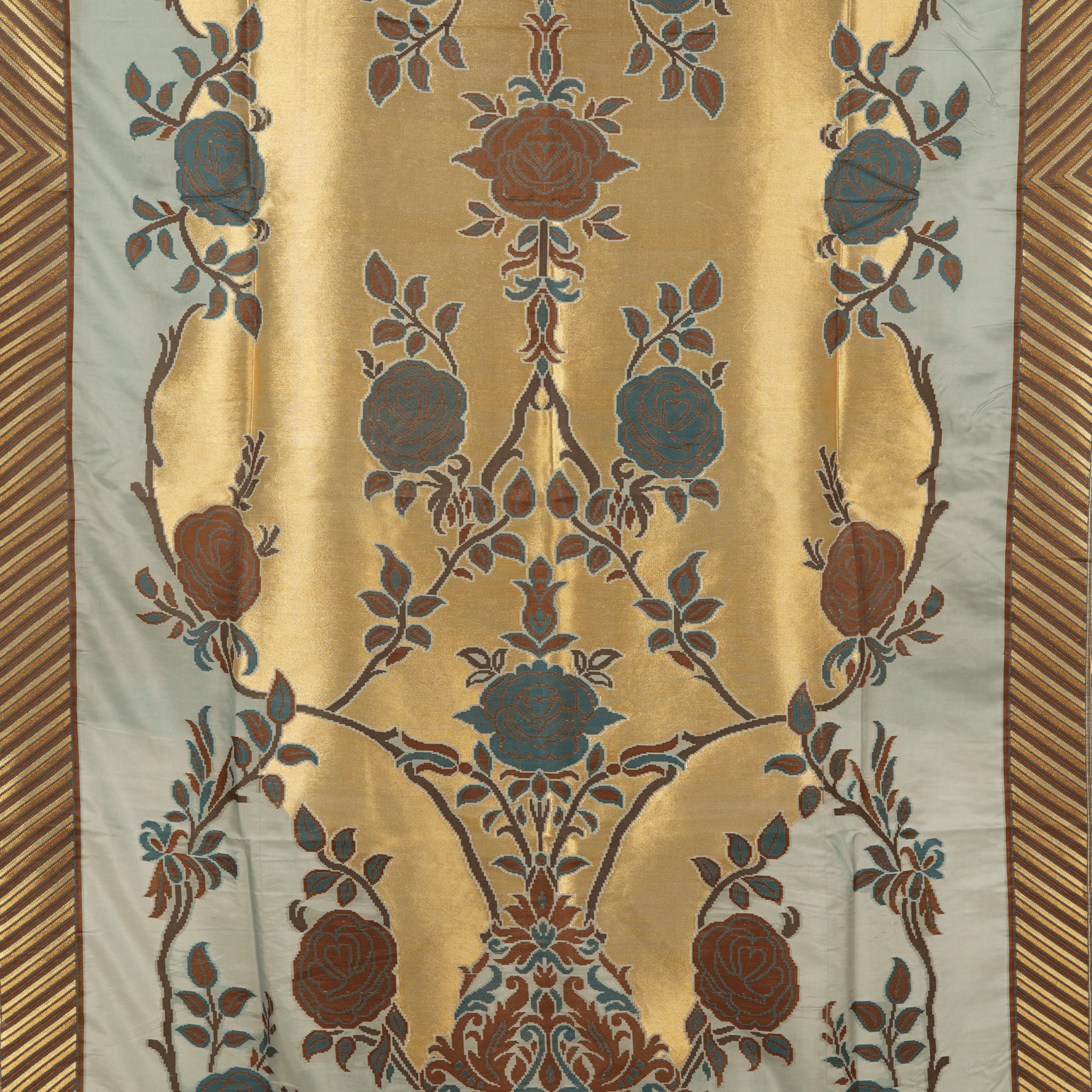 Naqsh-e-Shaahi – Kaani Silk Floral Shawl - Zahra Maham