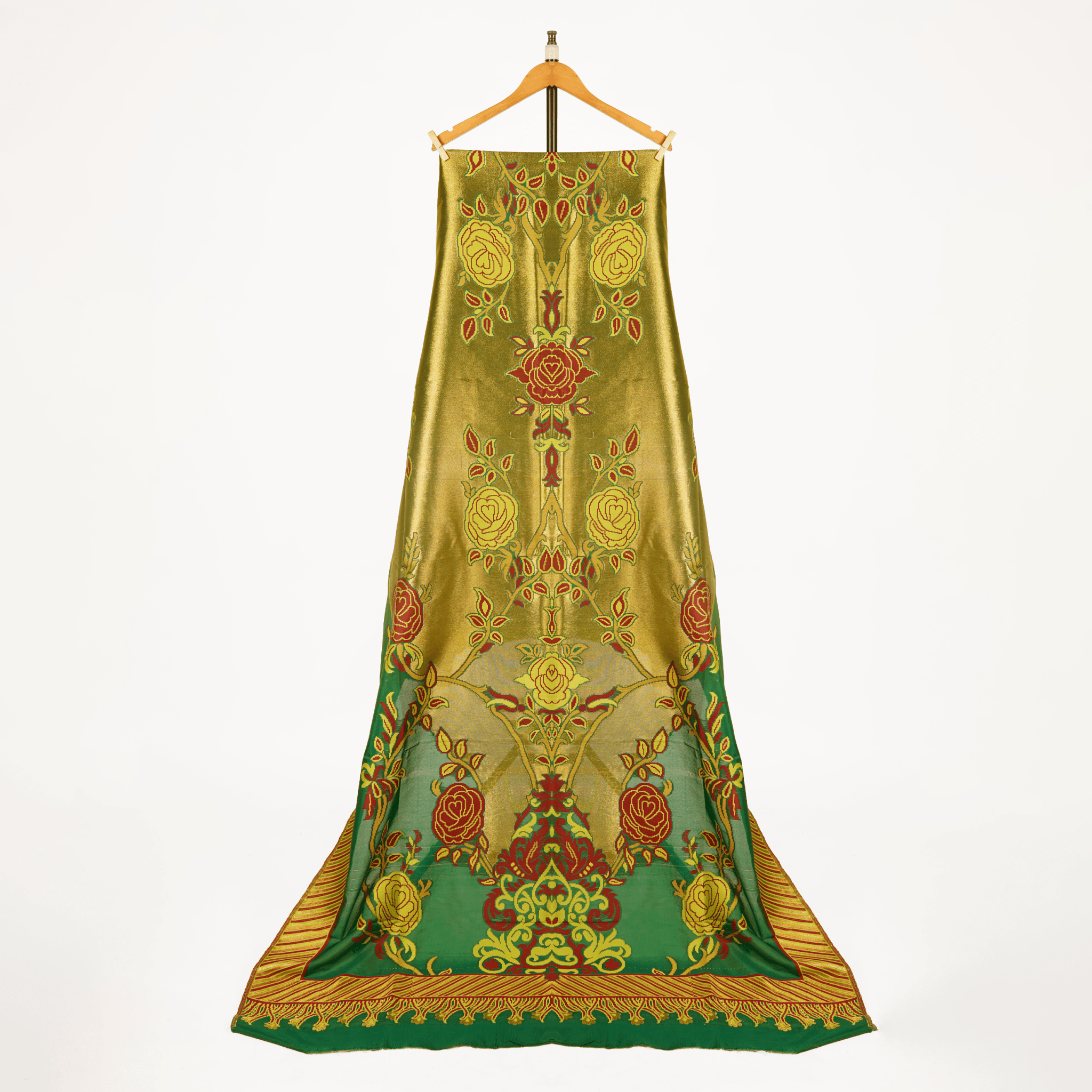 Naqsh-e-Shaahi – Kaani Silk Floral Shawl - Zahra Maham