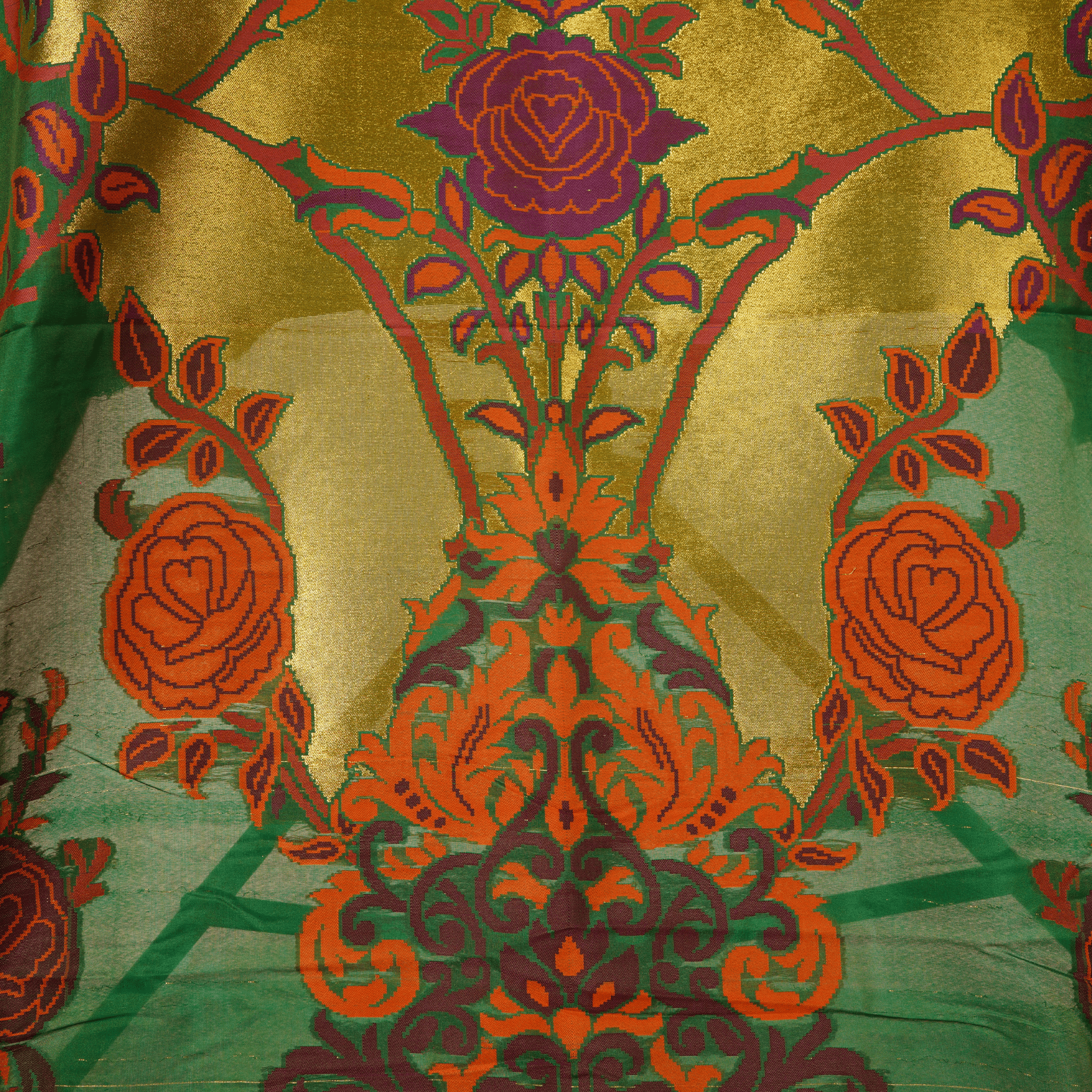 Naqsh-e-Shaahi – Kaani Silk Floral Shawl - Zahra Maham