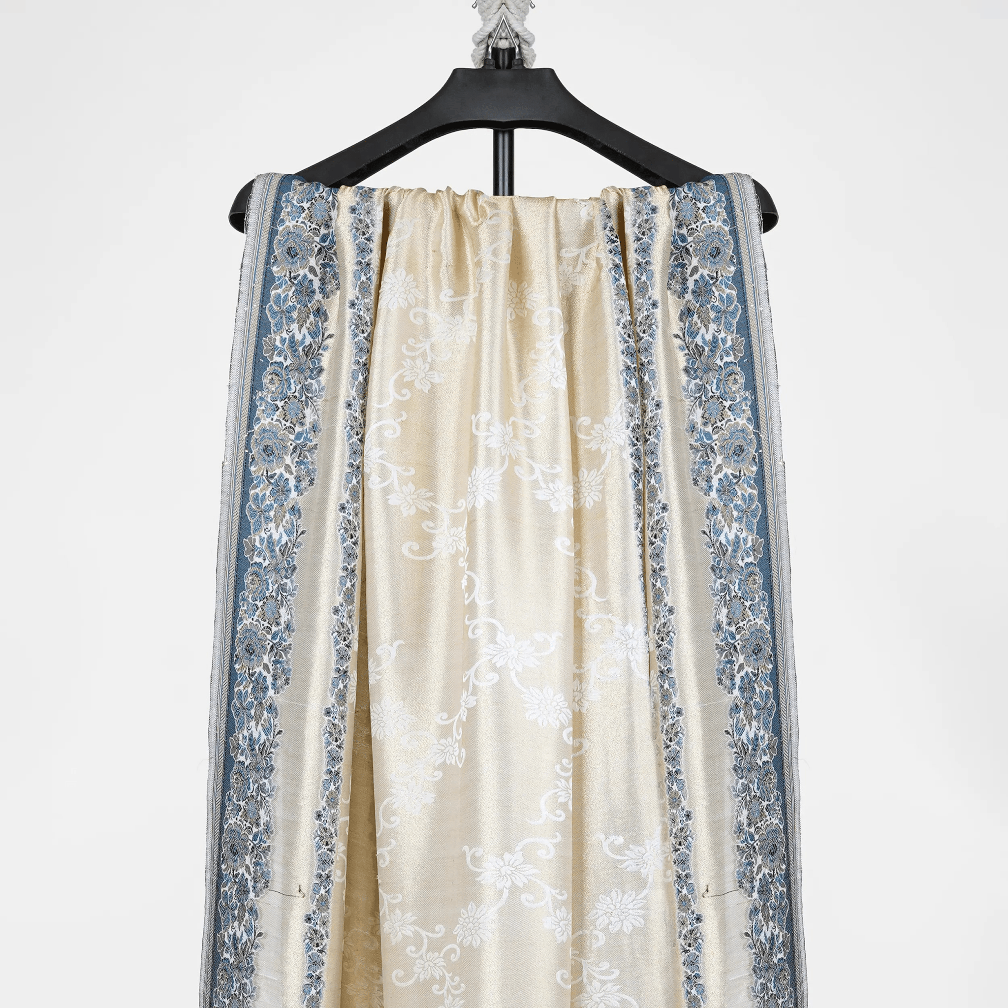 Naqsh - Pure Lame Shawl - Zahra Maham