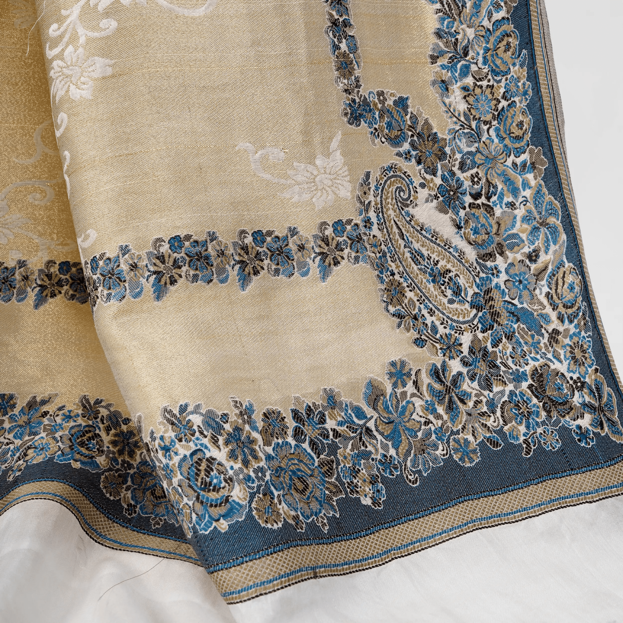 Naqsh - Pure Lame Shawl - Zahra Maham