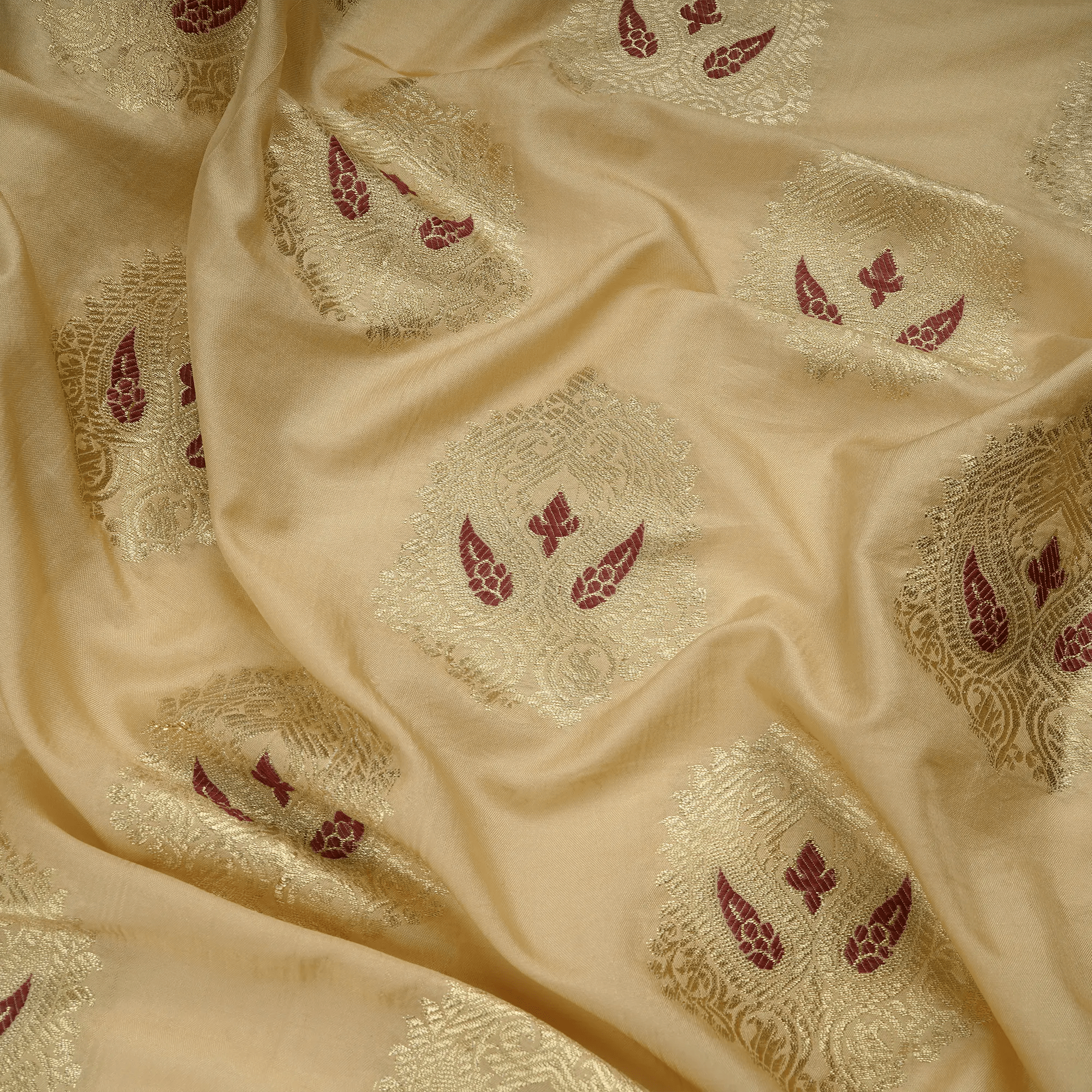 Nayab Gulshan – Blended Katan Silk with Bunch Pattern - Zahra Maham
