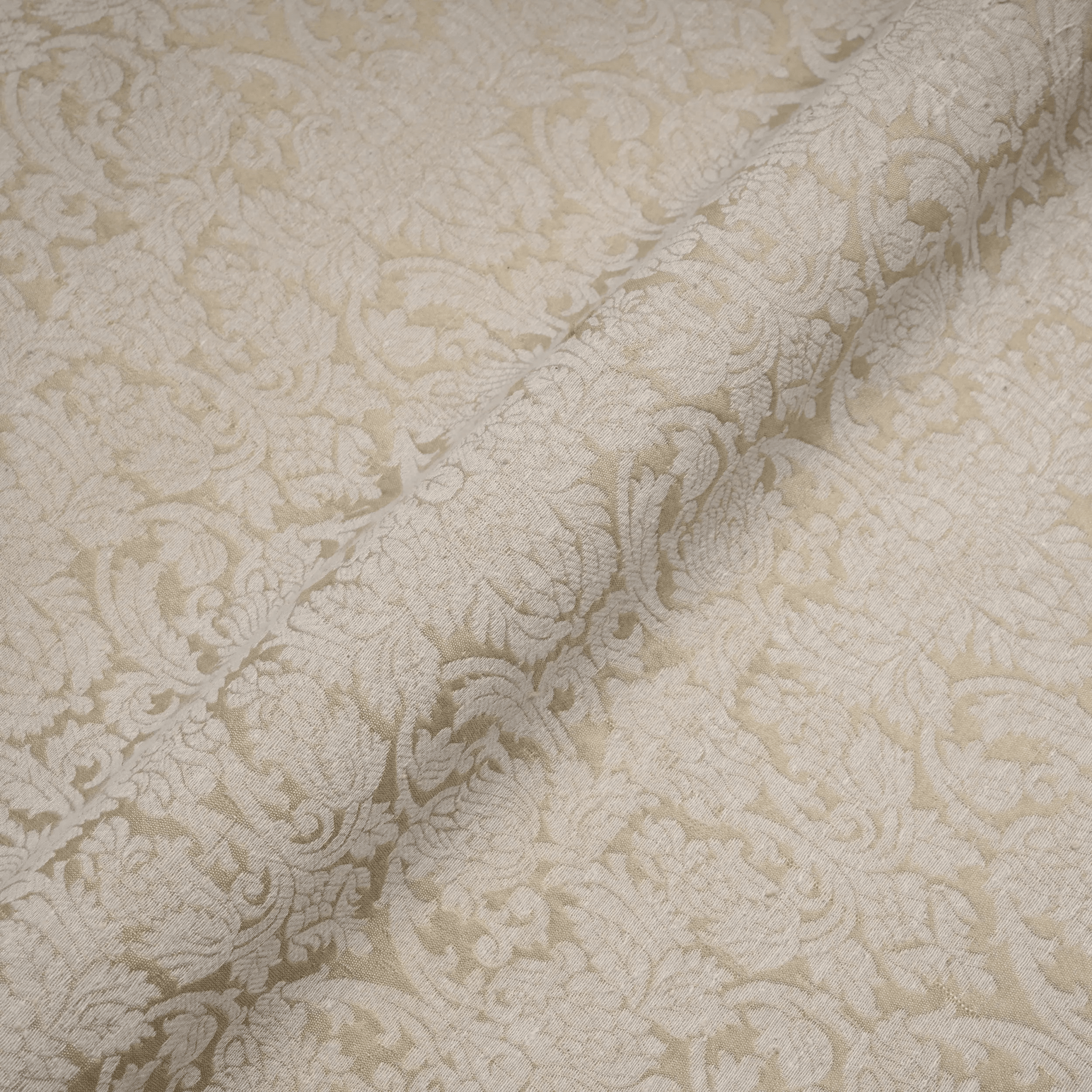 Nayab – Karandi Jamawar Fabric - Zahra Maham