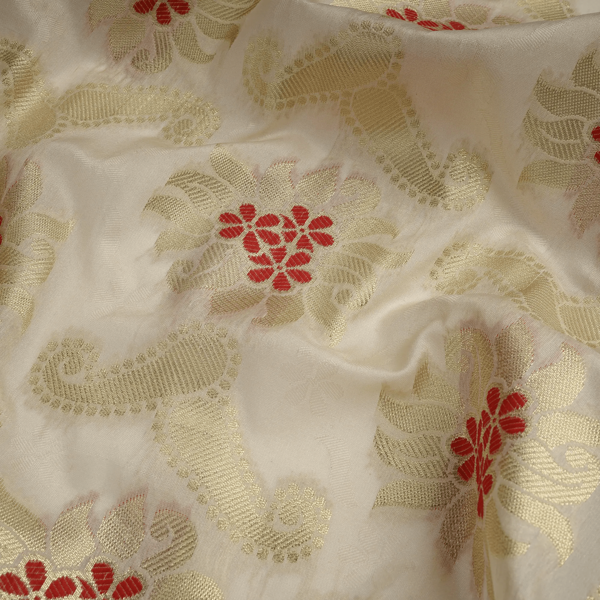 Nayrang-e-Khubsurat – Blended Katan Self Jamawar Silk - Zahra Maham