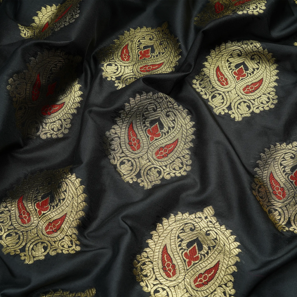 Nayab Gulshan – Blended Katan Silk with Bunch Pattern - Zahra Maham