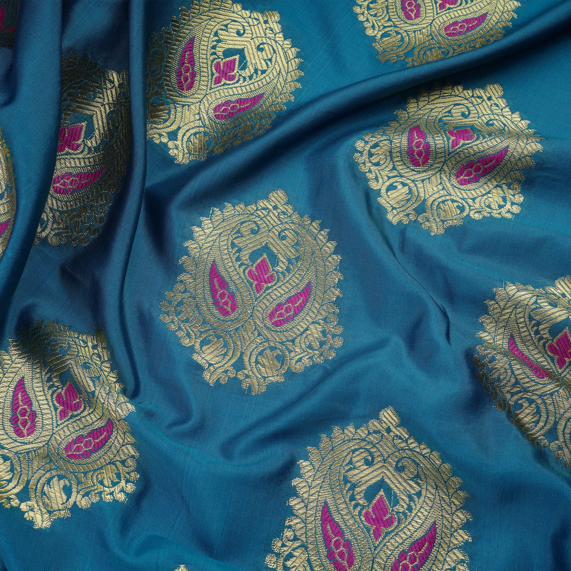 Nayab Gulshan – Blended Katan Silk with Bunch Pattern - Zahra Maham