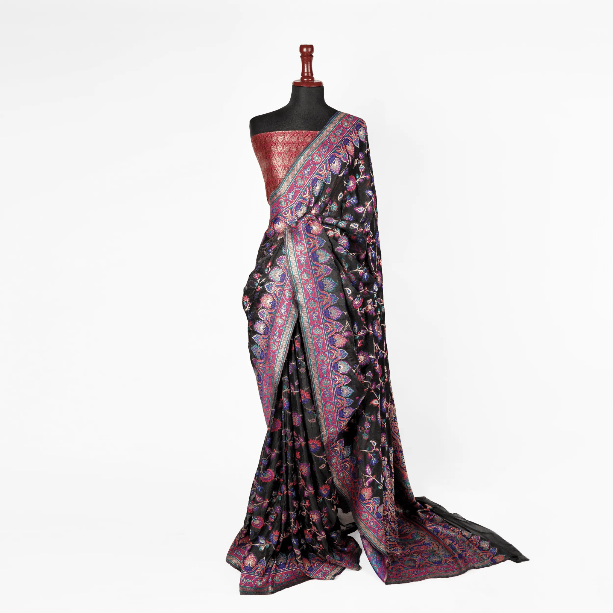 'Noor-e-Siyah' – Floral Jaal & Mughal Border Saree - Zahra Maham