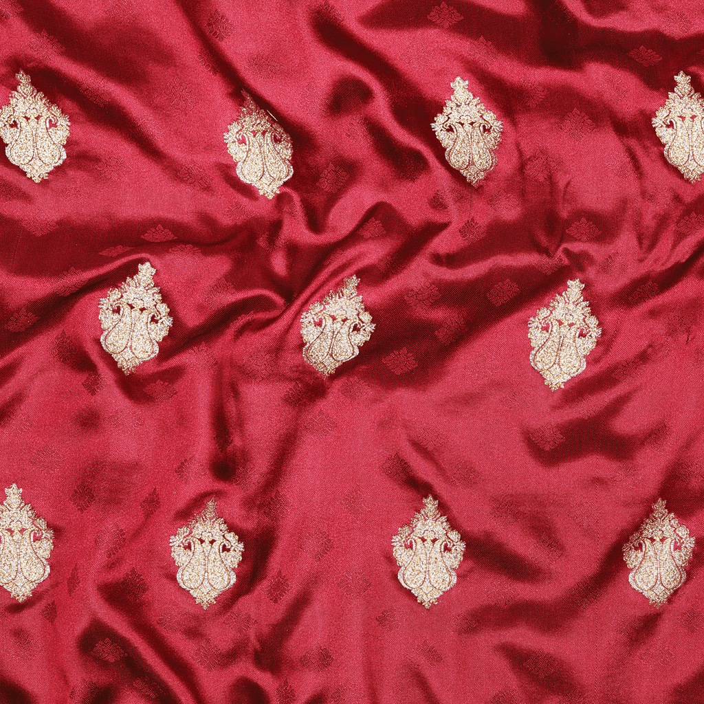 Noorbaaf – Self Jamawar Katan Satin with Mughal Buti - Zahra Maham