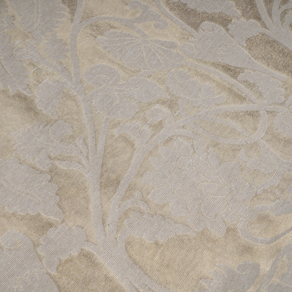 Sitara – Pure Tissue Karandi with Golden & Silver Zari