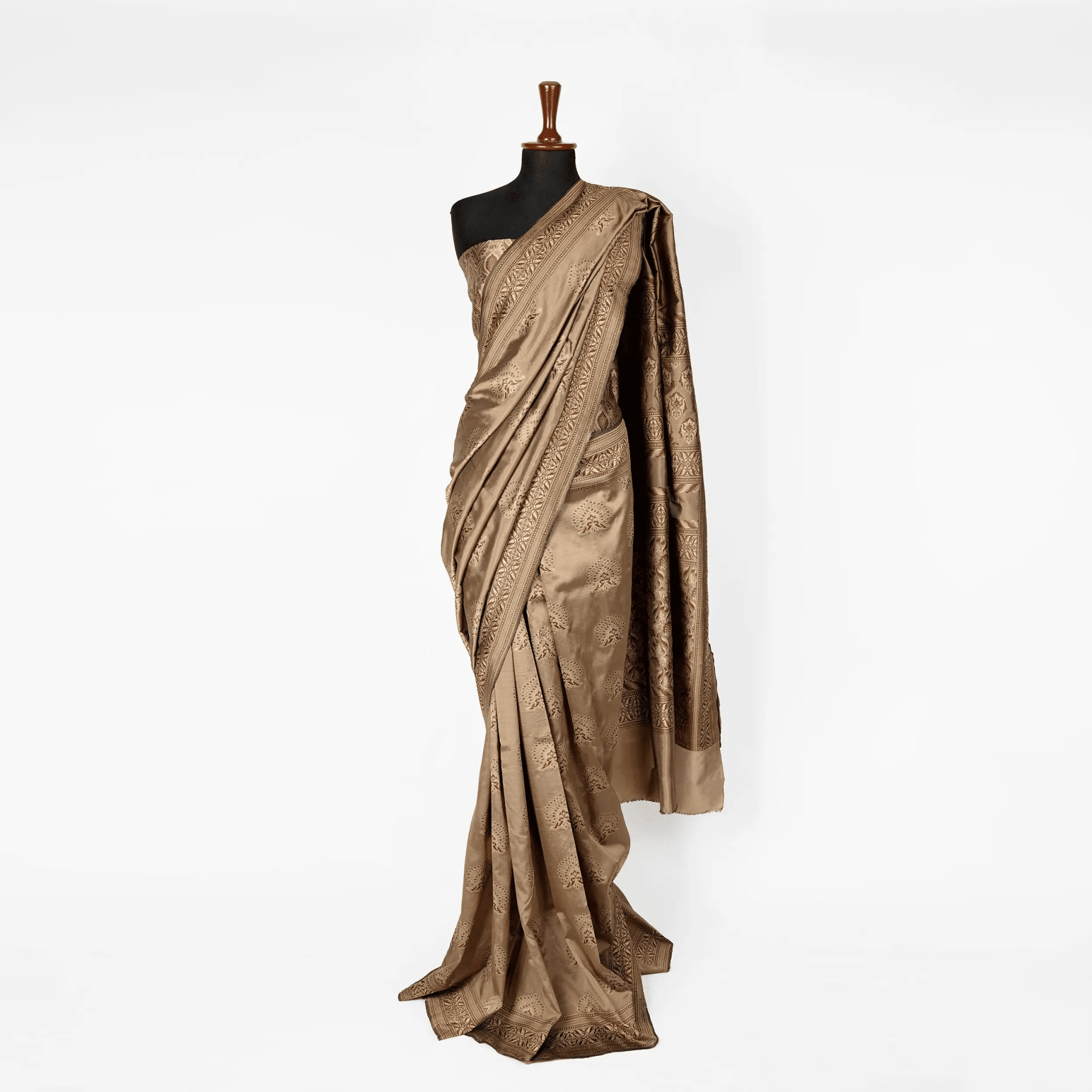 'Parizad' – Peacock Bunch & Pattern Border Saree - Zahra Maham
