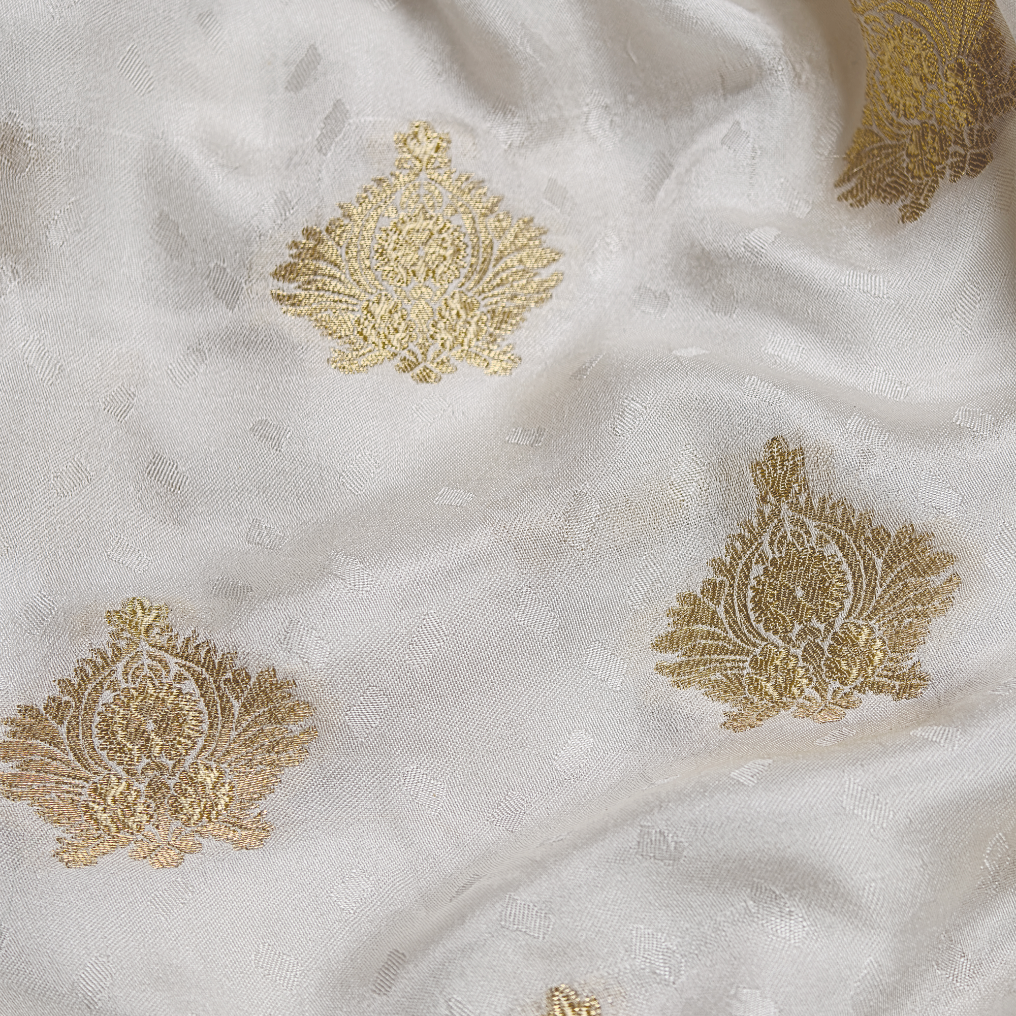 Khaar – Pure Thorn Satin Silk