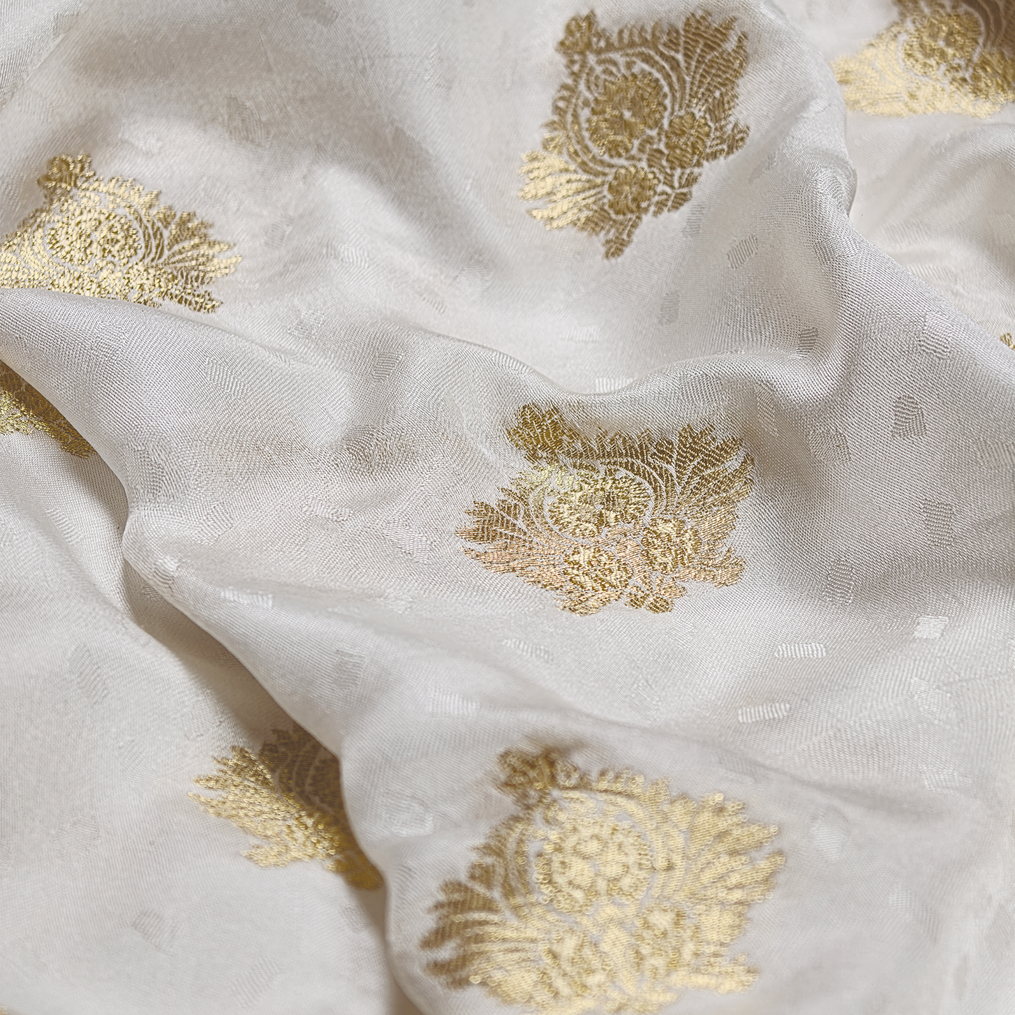 Khaar – Pure Thorn Satin Silk