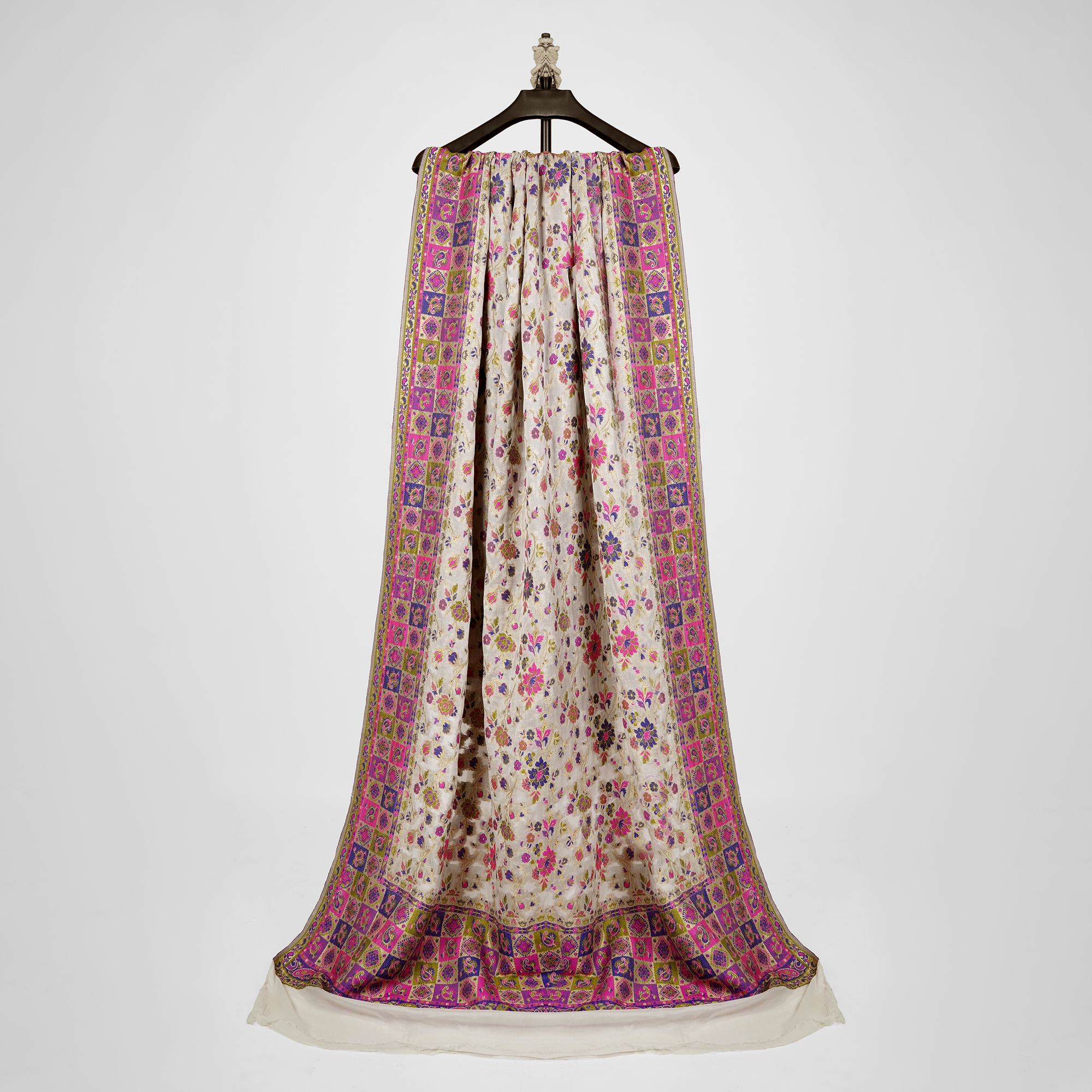 Shan-e-Burda – Kumkhwab Shahi Pure Chiffon Shawl