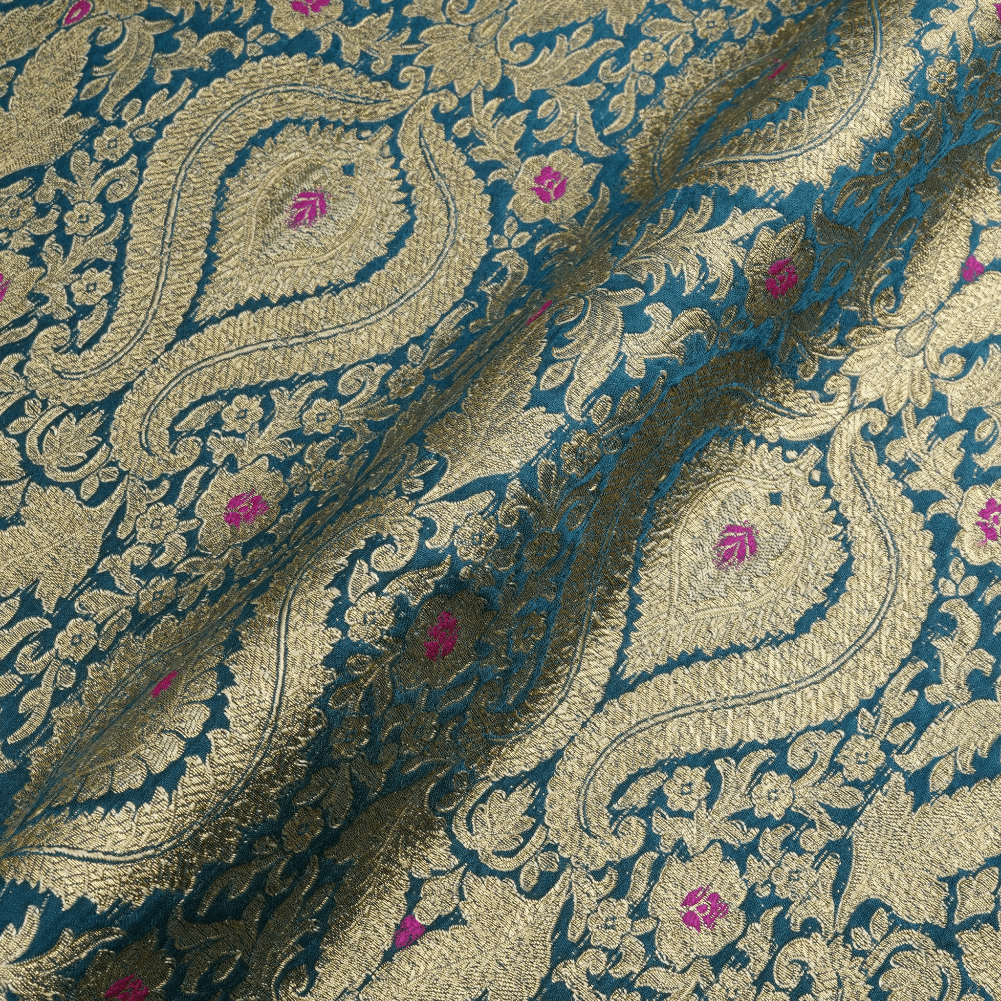 Rang-e-Mughal – Satin with 4-Color Weave & Mughal Pattern - Zahra Maham