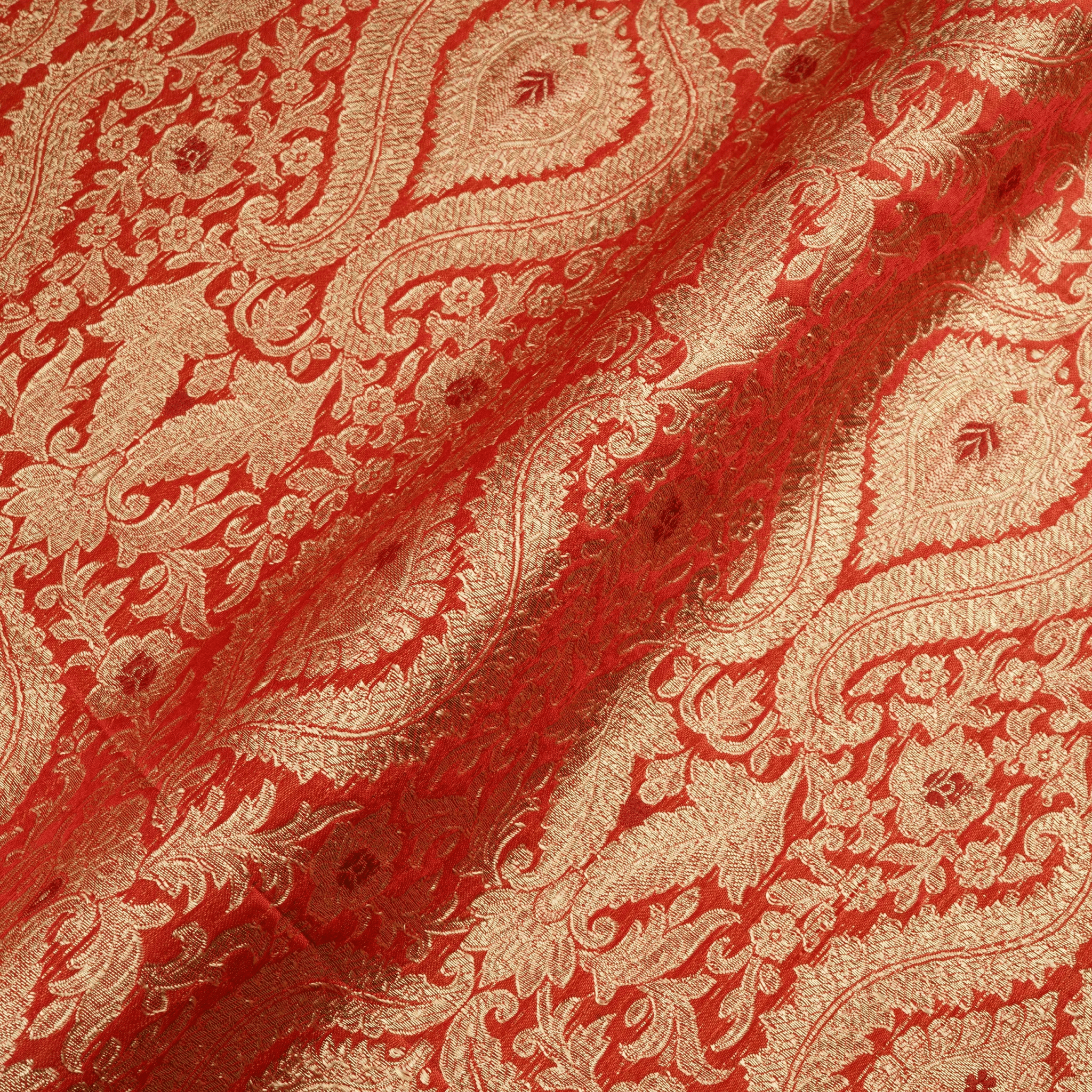 Rang-e-Mughal – Satin with 4-Color Weave & Mughal Pattern - Zahra Maham