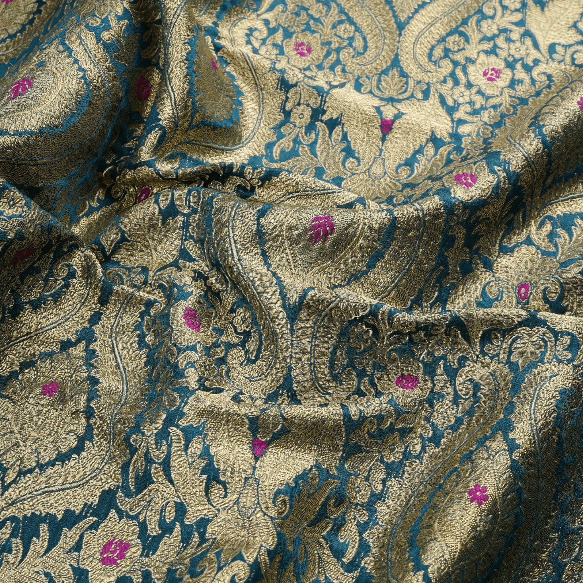 Rang-e-Mughal – Satin with 4-Color Weave & Mughal Pattern - Zahra Maham