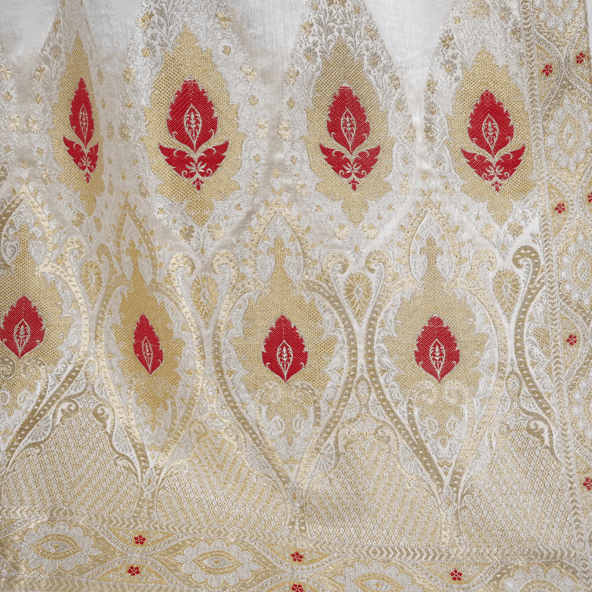 Rangrez – Pure Katan Satin Atlas Mughal Floral Shawl - Zahra Maham