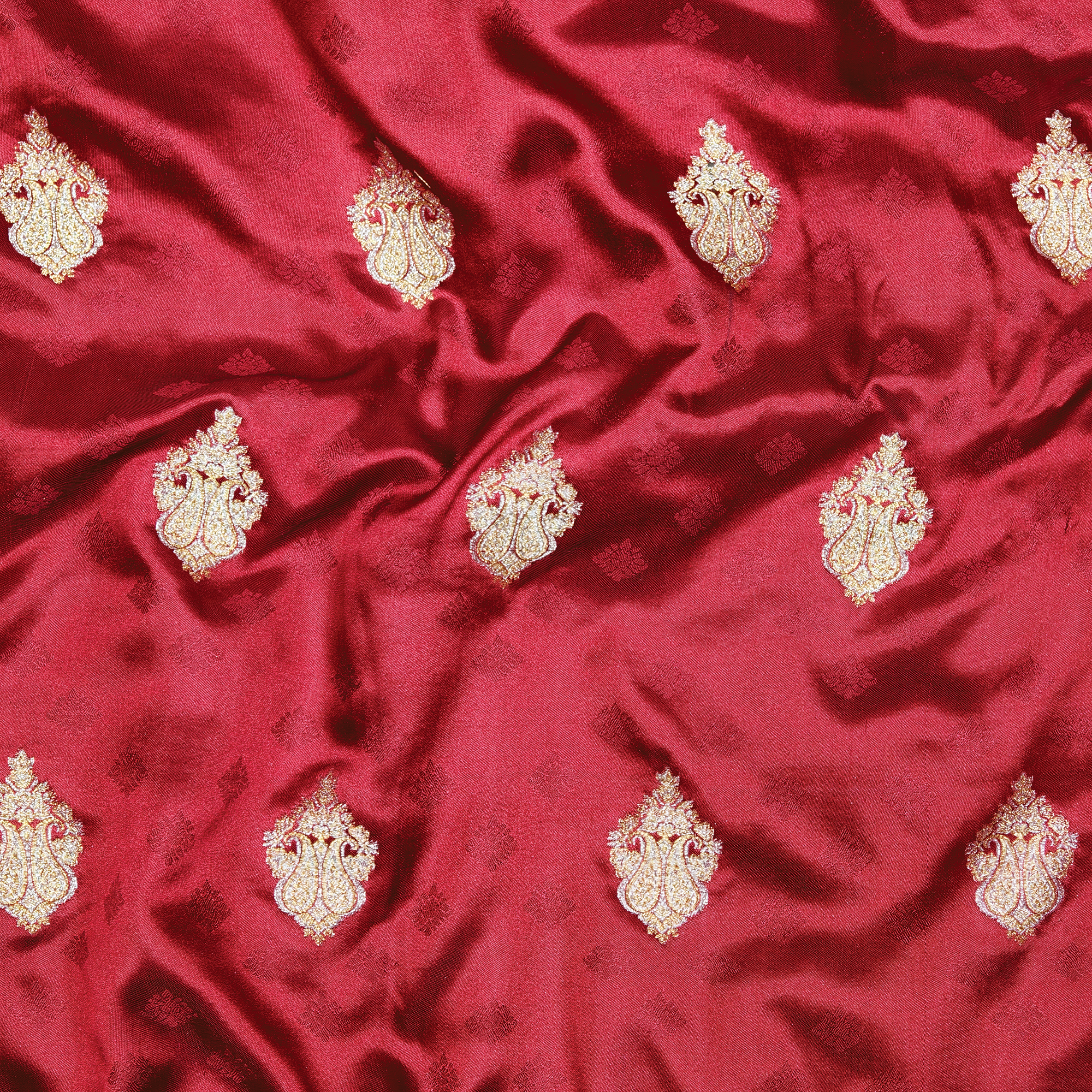 Noorbaaf – Self Jamawar Katan Satin with Mughal Buti