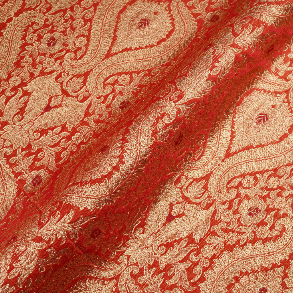 Rang-e-Mughal – Satin with 4-Color Weave & Mughal Pattern