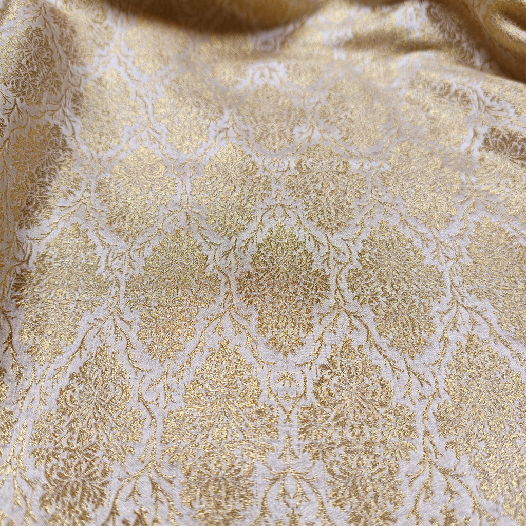 Zarbaaf – Blended Atlas Floral Motifs Fabric