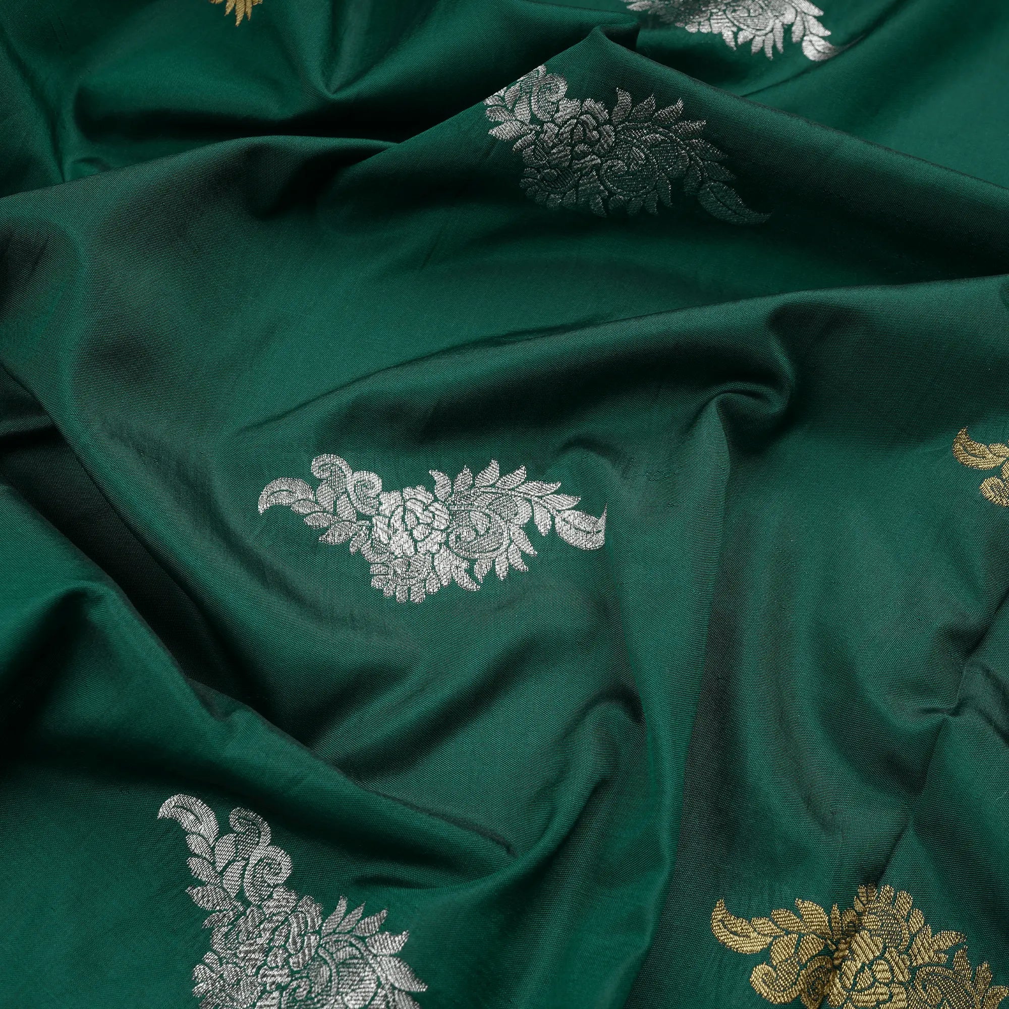 Shehnazir - Blended Katan Silk with Mughal Bunch - Zahra Maham