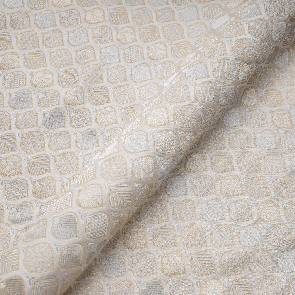 Taj Minara – Pure Katan Silk (Silver) - Zahra Maham