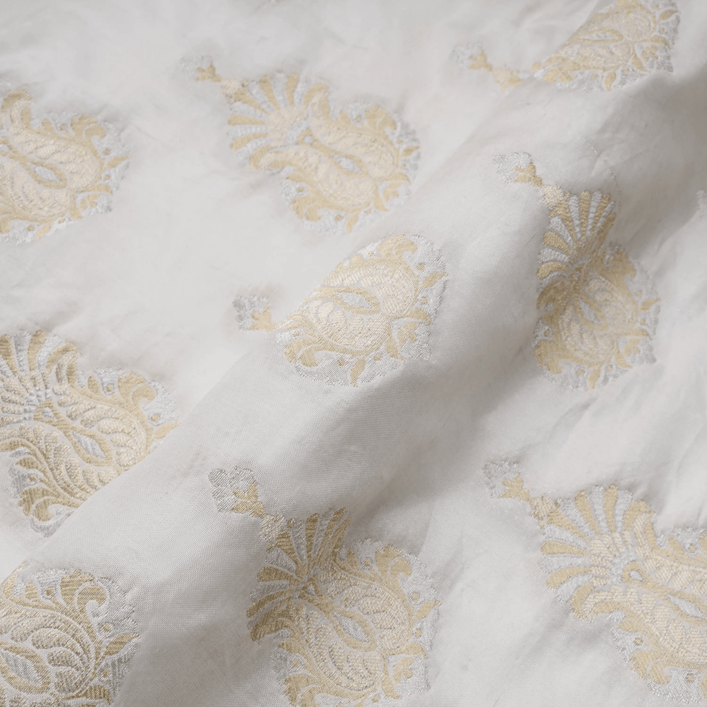 Tajdar-e-Naksh – Pure Katan (Mughal Taj Bunch | 3-Color Thread | Golden & Silver Zari) - Zahra Maham