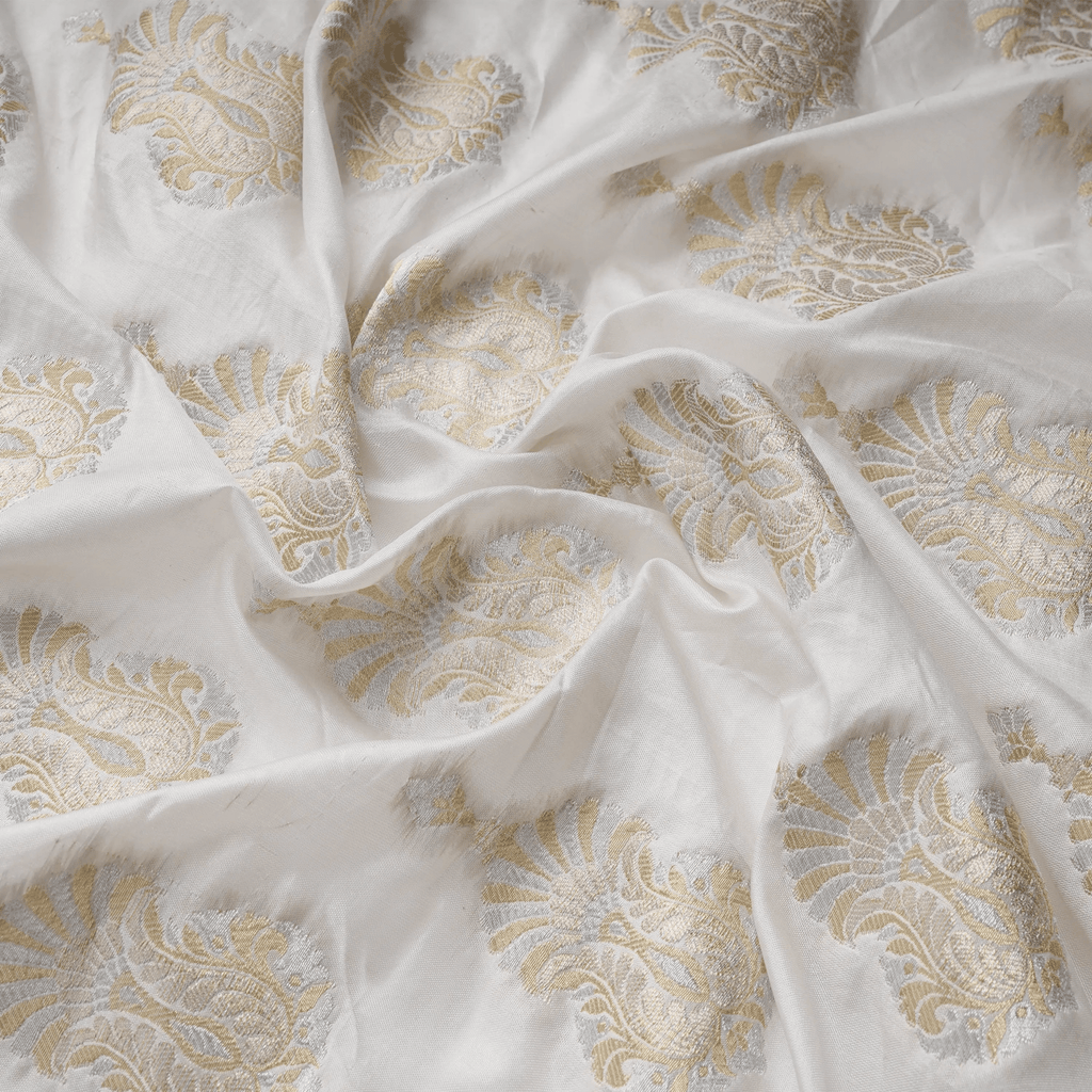 Tajdar-e-Naksh – Pure Katan (Mughal Taj Bunch | 3-Color Thread | Golden & Silver Zari) - Zahra Maham