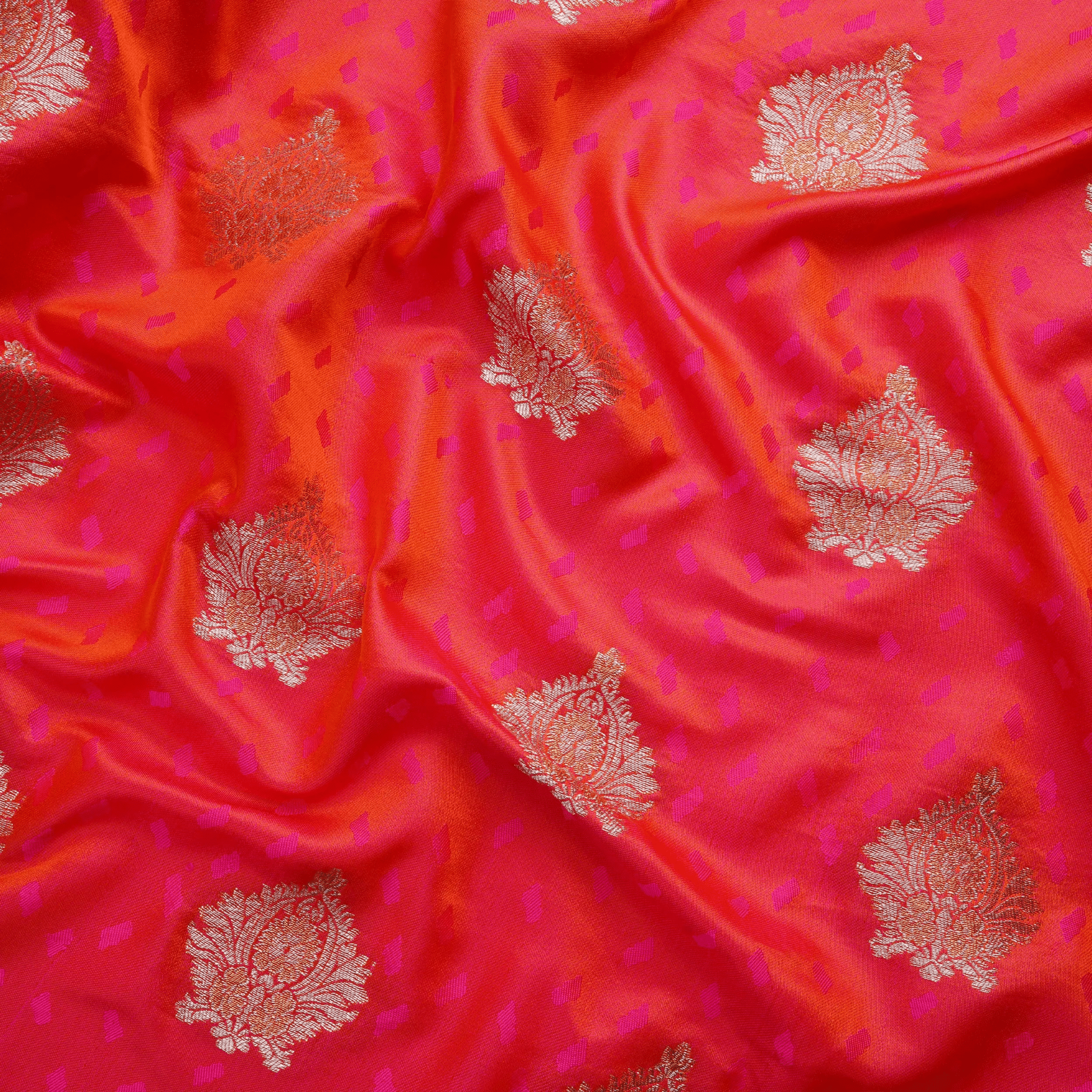 Tehreez – Self Jamawar Satin Tehra with Mughal Bunch - Zahra Maham