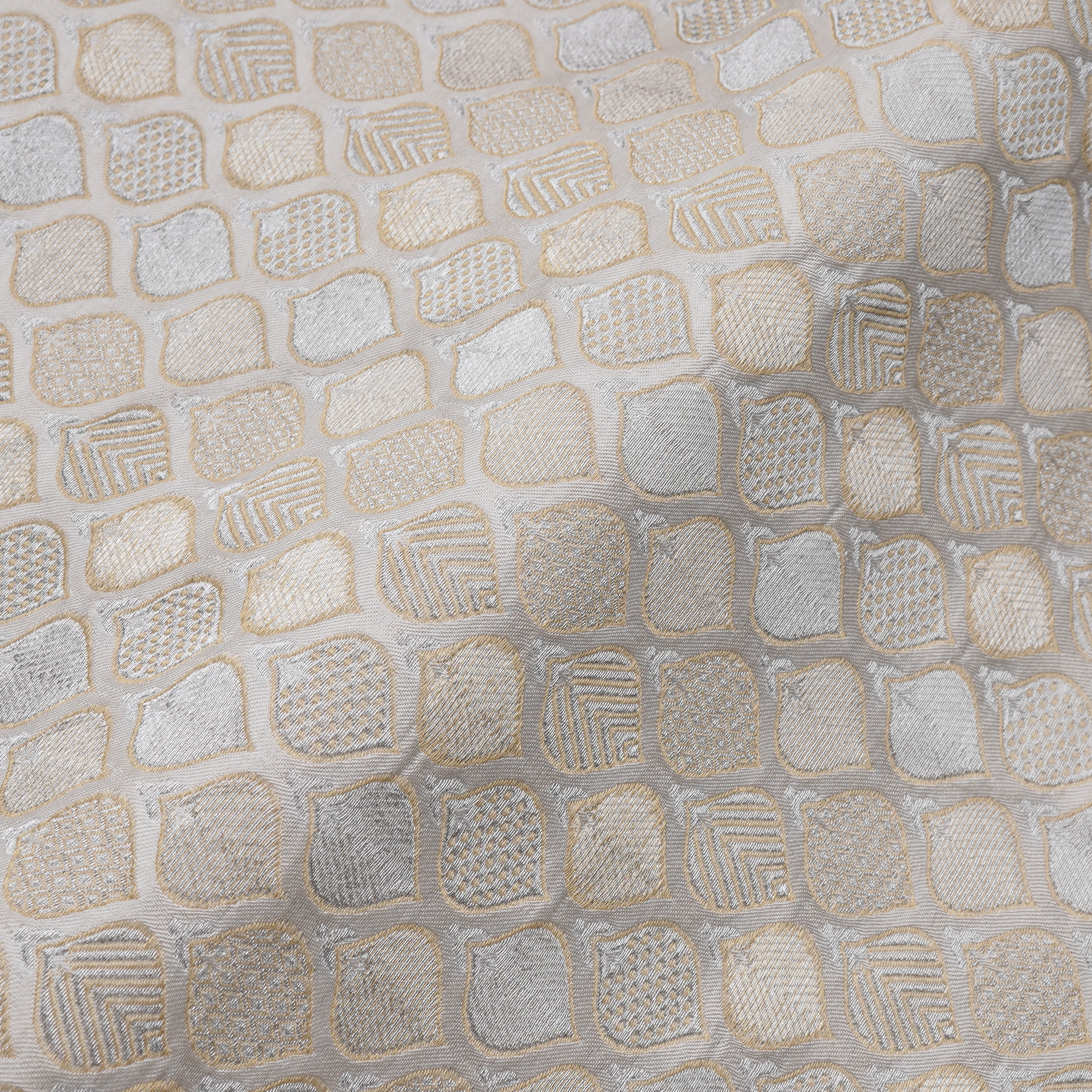 Minar-e-Zar – Pure Katan Atlas (Taj Minara Buti | 3-Color Thread | Golden & Silver Zari)