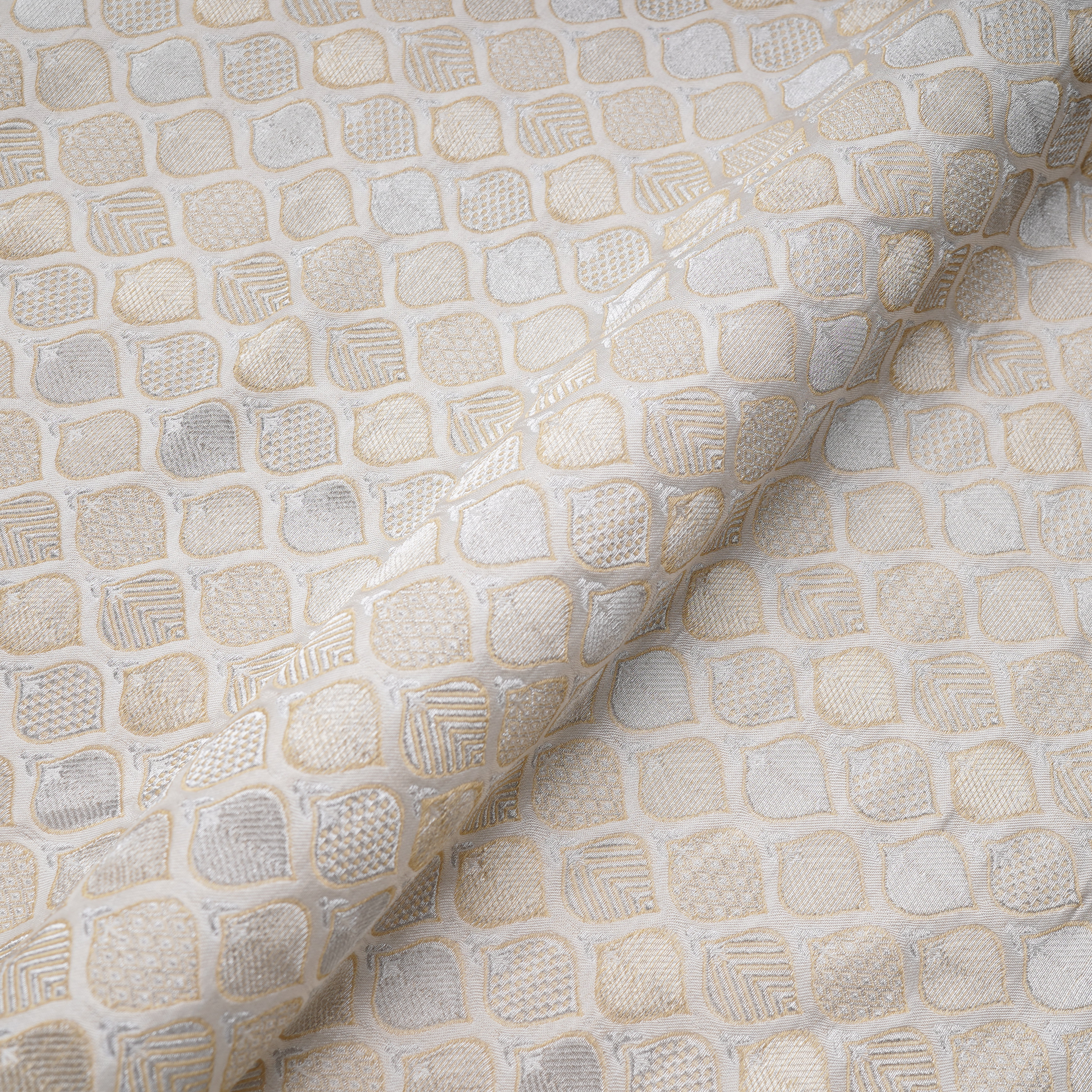 Minar-e-Zar – Pure Katan Atlas (Taj Minara Buti | 3-Color Thread | Golden & Silver Zari)