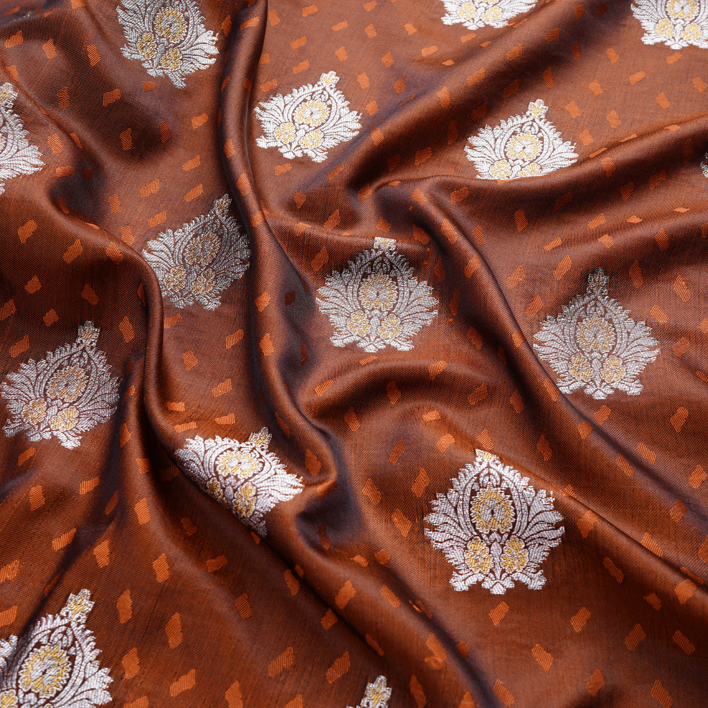 Tehreez – Self Jamawar Satin Tehra with Mughal Bunch