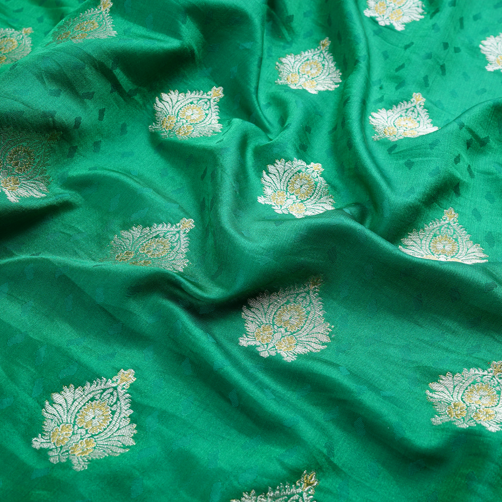 Tehreez – Self Jamawar Satin Tehra with Mughal Bunch