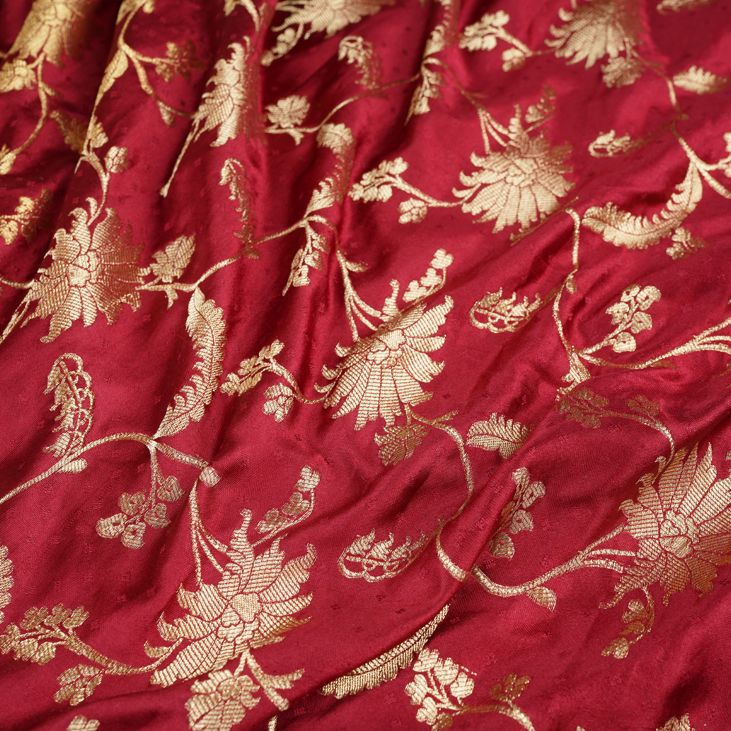 Naqsh-e-Noor – Self Jamawar Katan Satin with Mughal Jaal