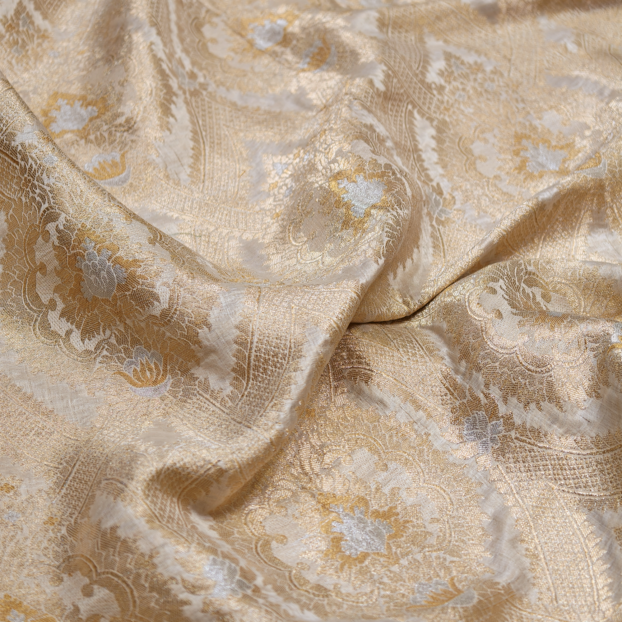 Roshan Taj — Pure Katan Chiffon Atlas (2.75 Yards)