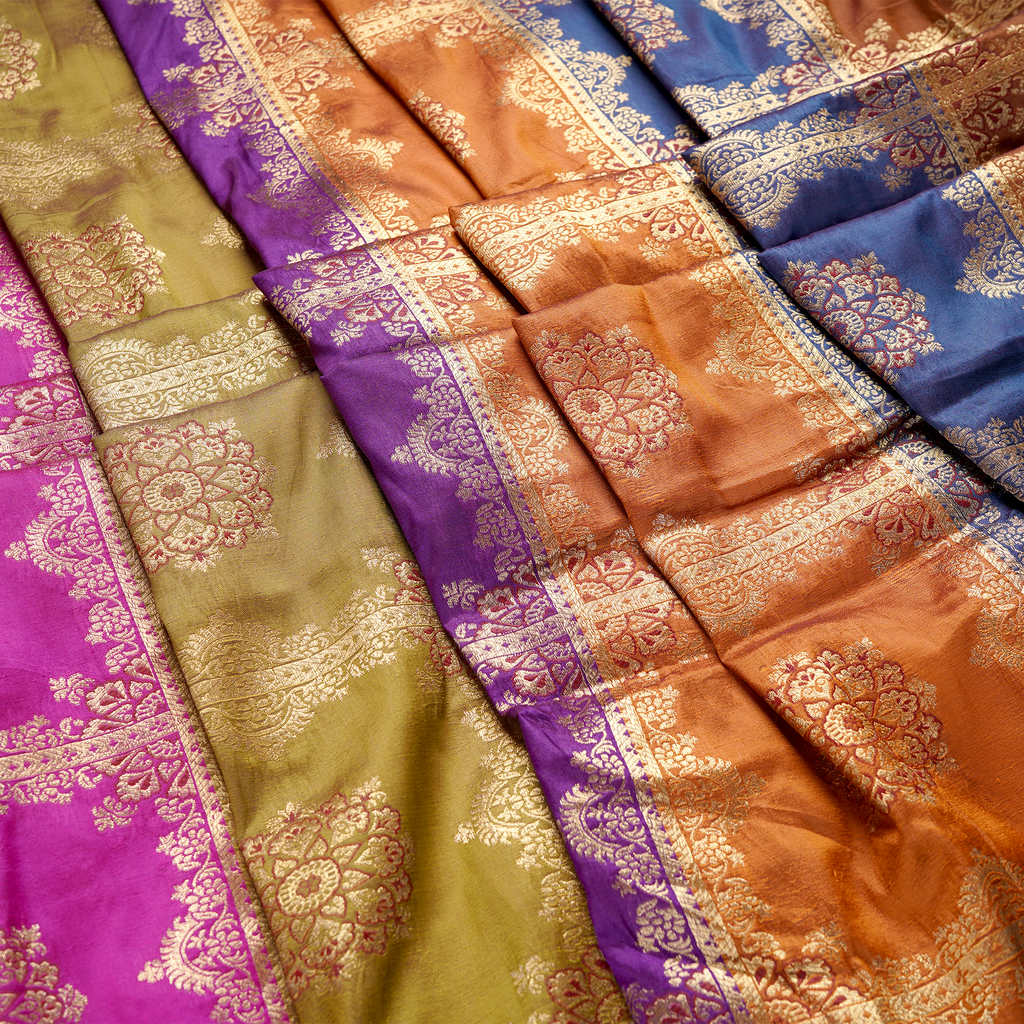 Rang-e-Zarah – Lightweight Katan with Floral Zari Work