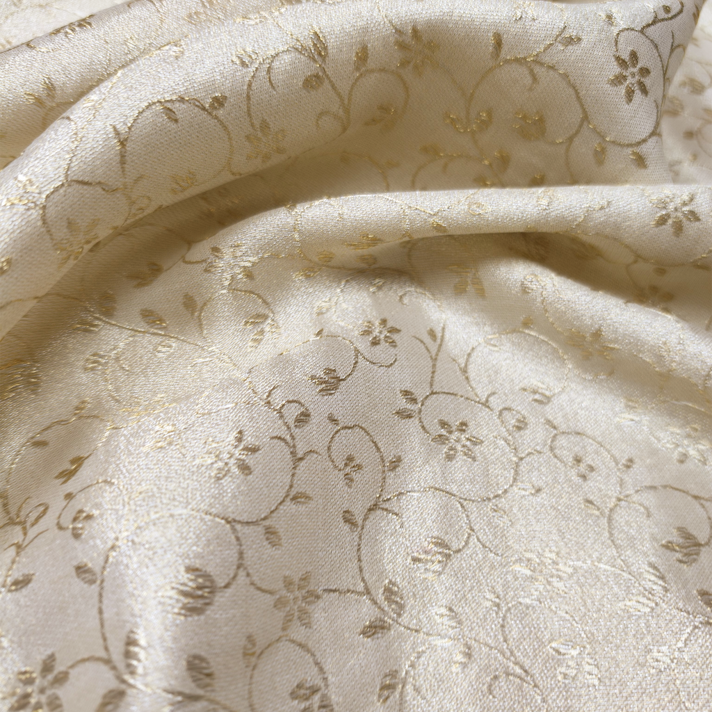 Shehnaz-e-Noor – Pure Mulberry Lama Silk Reversible Floral Weave