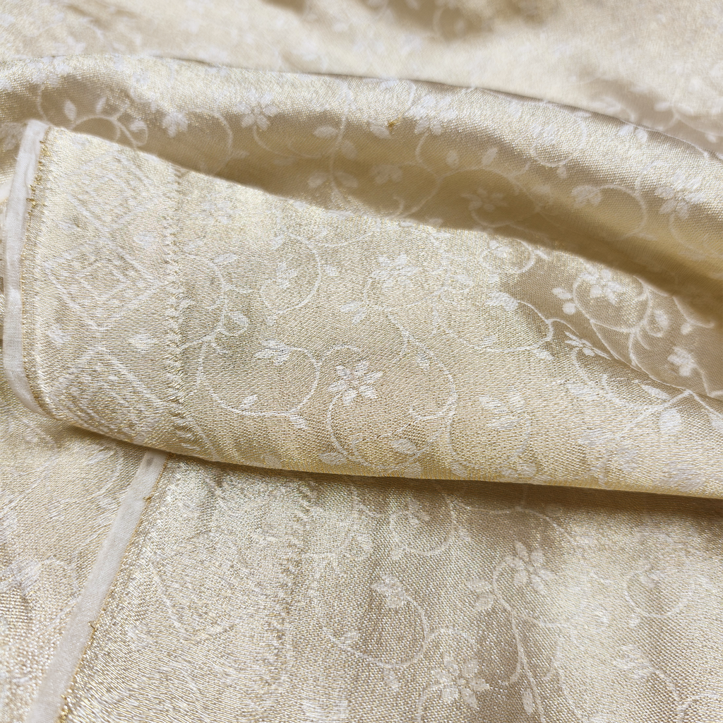 Shehnaz-e-Noor – Pure Mulberry Lama Silk Reversible Floral Weave