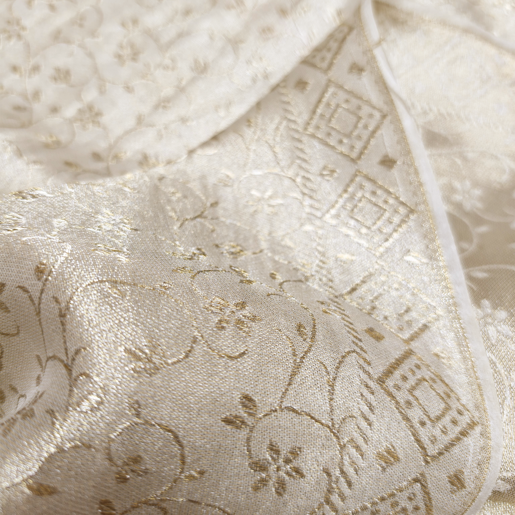 Shehnaz-e-Noor – Pure Mulberry Lama Silk Reversible Floral Weave