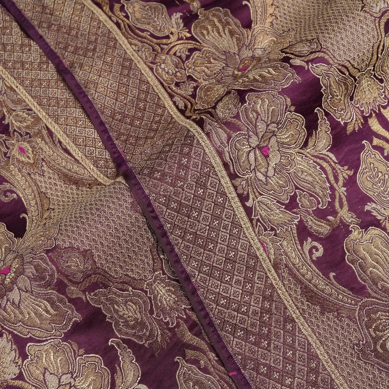 Sadii Jaal Satin Kamkhwab Zahra Maham