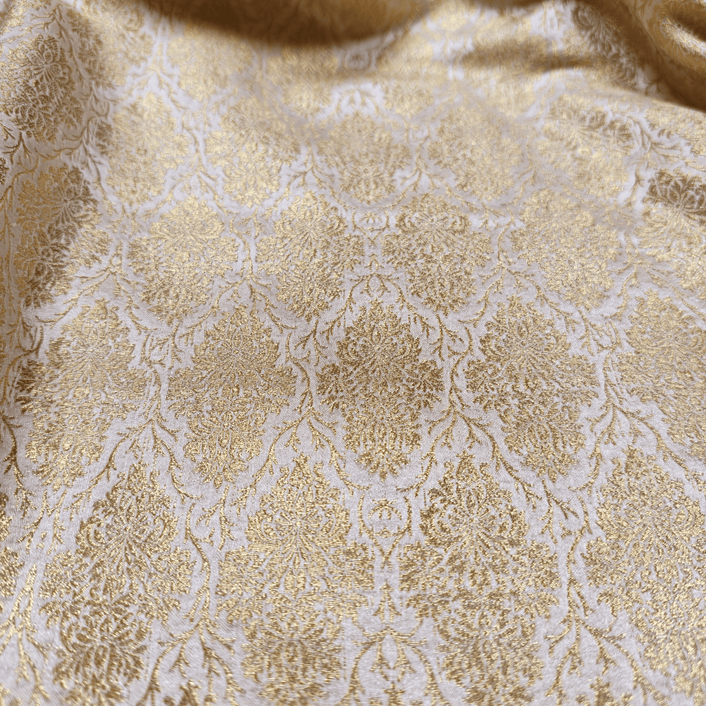 Zarbaaf – Blended Atlas Floral Motifs Fabric - Zahra Maham
