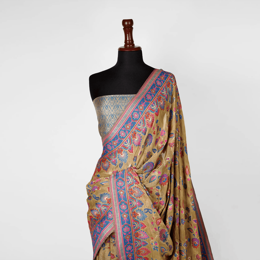 'Zer-e-Amber' – Floral Jaal & Mughal Border Saree - Zahra Maham